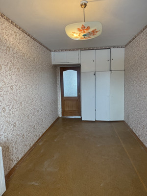 Продам трехкомнатную (3-комн.) квартиру, Гашкова ул, 21, Пермь г