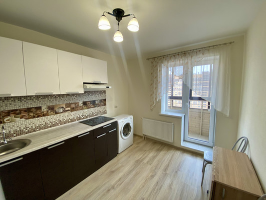 Продам однокомнатную (1-комн.) квартиру, Шоссе в Лаврики ул, 57к3, Мурино п