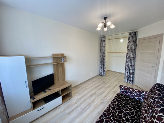 Продам однокомнатную (1-комн.) квартиру, Шоссе в Лаврики ул, 57к3, Мурино п