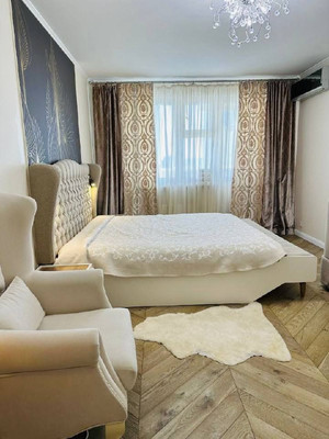 Продам многокомнатную квартиру, Юго-Запада 38-й кв-л, к3, Москва г