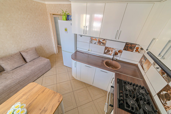 Продам однокомнатную (1-комн.) квартиру, Семейная ул, 11, Засечное с