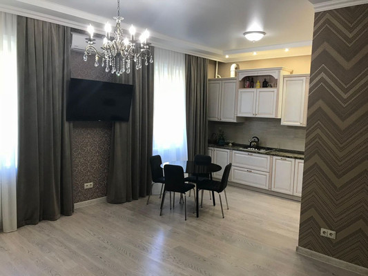 Продам однокомнатную (1-комн.) квартиру, Молодежная ул, 1г, Волгодонск г