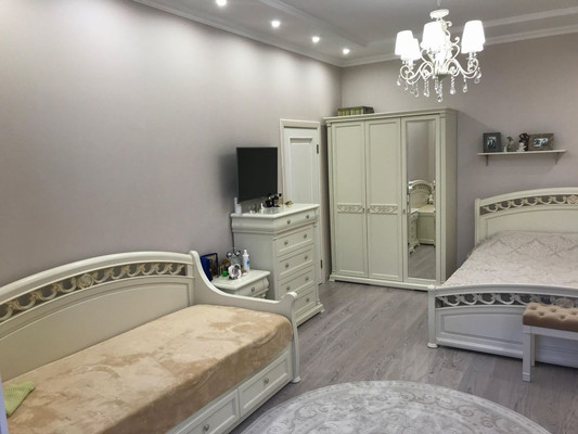 Продам однокомнатную (1-комн.) квартиру, Молодежная ул, 1г, Волгодонск г