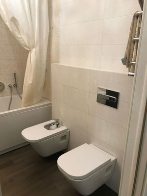 Продам однокомнатную (1-комн.) квартиру, Молодежная ул, 1г, Волгодонск г