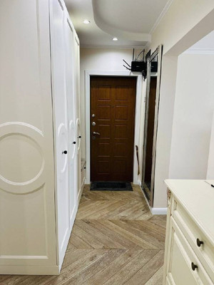 Продам многокомнатную квартиру, Юго-Запада 38-й кв-л, к3, Москва г