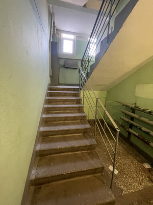 Продам двухкомнатную (2-комн.) квартиру, Школьная ул, 82, Видное г