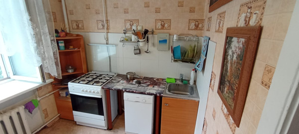 Продам многокомнатную квартиру, Вучетича ул, 17к1, Москва г