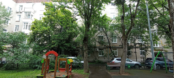 Продам многокомнатную квартиру, Вучетича ул, 17к1, Москва г