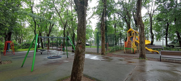 Продам многокомнатную квартиру, Вучетича ул, 17к1, Москва г