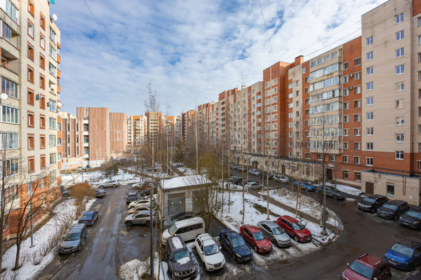 Сдам трехкомнатную (3-комн.) квартиру, Коллонтай ул, 28к1, Санкт-Петербург г