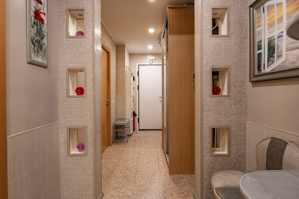 Сдам трехкомнатную (3-комн.) квартиру, Коллонтай ул, 28к1, Санкт-Петербург г