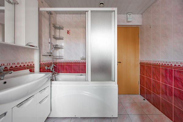 Сдам трехкомнатную (3-комн.) квартиру, Коллонтай ул, 28к1, Санкт-Петербург г