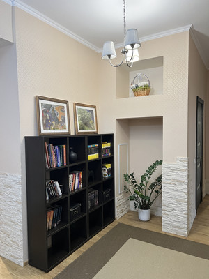 Продам трехкомнатную (3-комн.) квартиру, Мира ул, 65/1, Ханты-Мансийск г