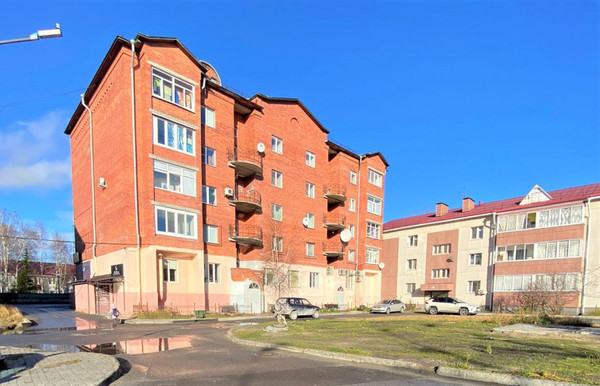 Продам трехкомнатную (3-комн.) квартиру, Мира ул, 65/1, Ханты-Мансийск г
