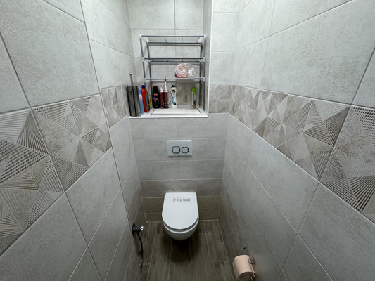 Продам двухкомнатную (2-комн.) квартиру, Гагарина ул, 150, Ханты-Мансийск г