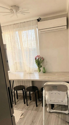 Продам трехкомнатную (3-комн.) квартиру, им. 70-летия Октября ул, 6, Краснодар г