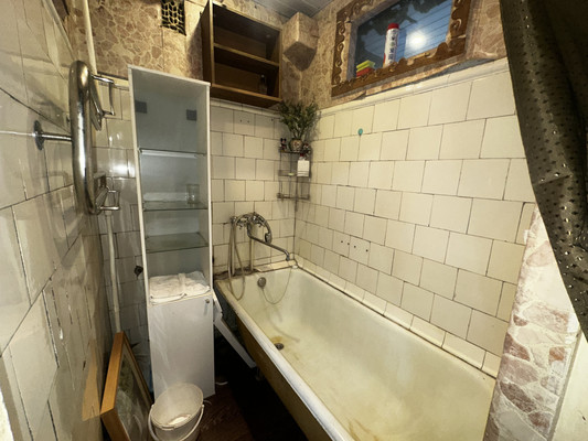 Продам трехкомнатную (3-комн.) квартиру, 2-я Чайковского ул, 14, Иваново г