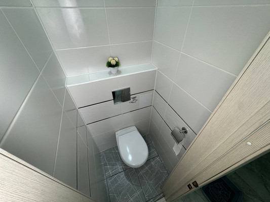 Продам двухкомнатную (2-комн.) квартиру, Мира пр-кт, 24, Комсомольск-на-Амуре г