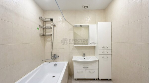 Продам двухкомнатную (2-комн.) квартиру, Ясная ул, 8, Апрелевка г