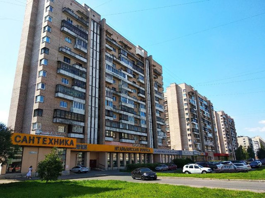Продам трехкомнатную (3-комн.) квартиру, Просвещения пр-кт, 75, Санкт-Петербург г