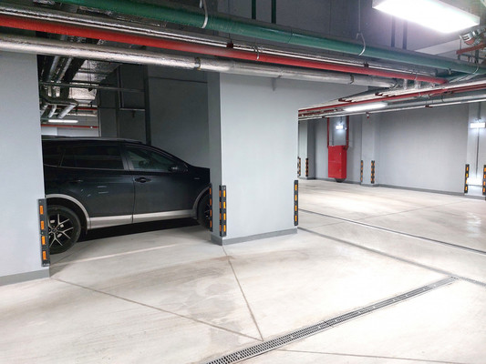 Продам машиноместо 16,2 м2, Дежнёва проезд, 30к3, Москва г