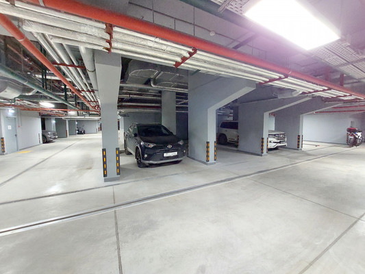 Продам машиноместо 16,2 м2, Дежнёва проезд, 30к3, Москва г