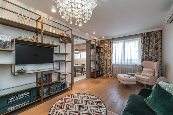 Сдам трехкомнатную (3-комн.) квартиру, Подмосковный б-р, 13, Красногорск г