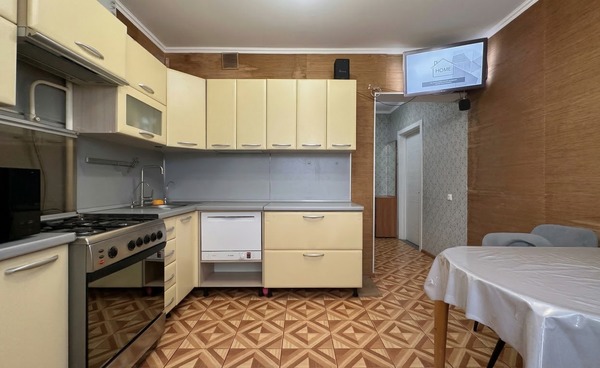 Продам однокомнатную (1-комн.) квартиру, Дмитровская ул, 26, Базарово д