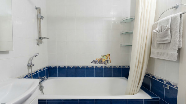 Продам однокомнатную (1-комн.) квартиру, Дмитровская ул, 26, Базарово д