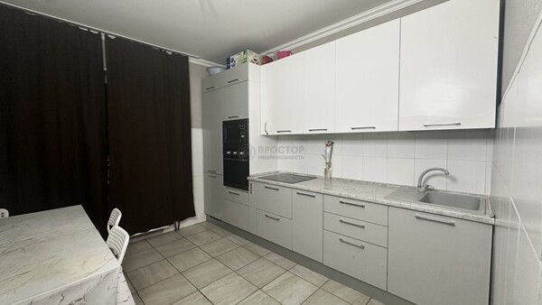 Продам двухкомнатную (2-комн.) квартиру, Александры Монаховой ул, 6, Коммунарка п