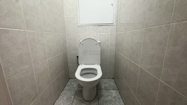 Продам двухкомнатную (2-комн.) квартиру, Александры Монаховой ул, 6, Коммунарка п