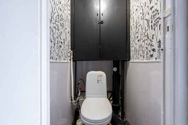 Продам двухкомнатную (2-комн.) квартиру, Королёва пр-кт, 46к3, Санкт-Петербург г