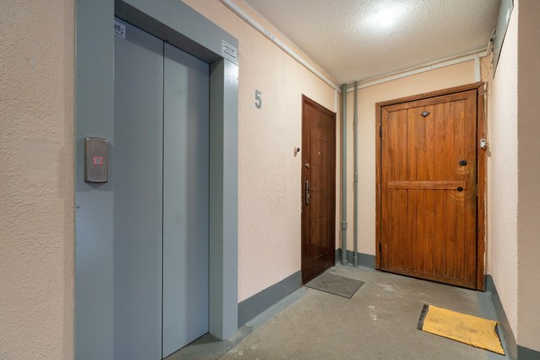 Продам двухкомнатную (2-комн.) квартиру, Королёва пр-кт, 46к3, Санкт-Петербург г