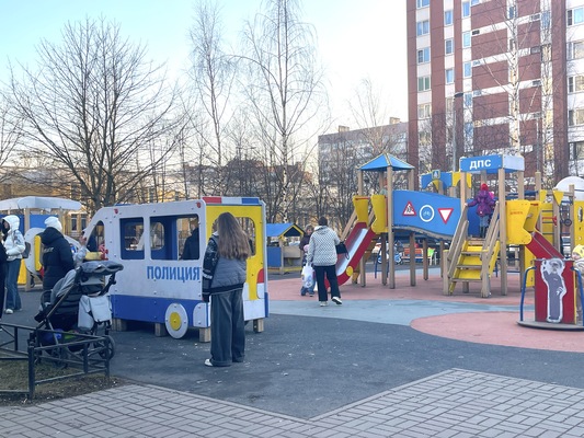 Продам двухкомнатную (2-комн.) квартиру, Королёва пр-кт, 46к3, Санкт-Петербург г