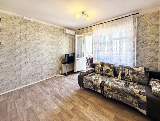 Сдам однокомнатную (1-комн.) квартиру, Михаила Борисова ул, 15а, Новороссийск г