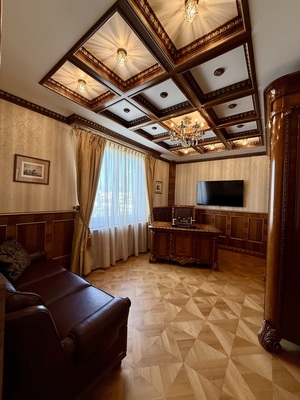 Продам многокомнатную квартиру, Дунаевского ул, 7, Москва г