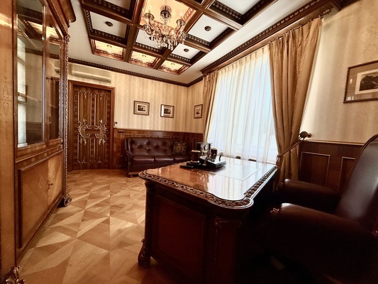 Продам многокомнатную квартиру, Дунаевского ул, 7, Москва г