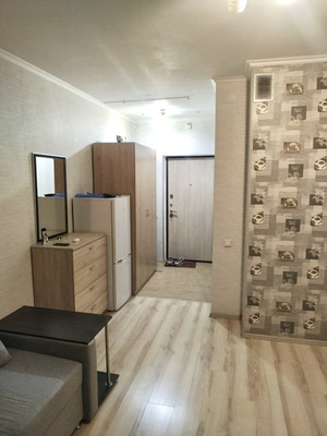 Продам однокомнатную (1-комн.) квартиру, Крымская (Мирный мкр.) ул, 12/11, Мирный п