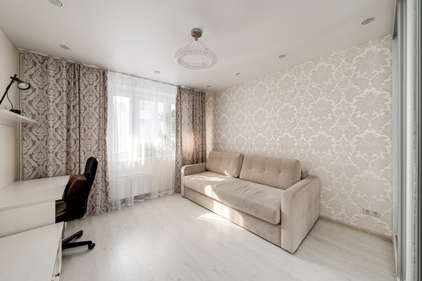 Продам однокомнатную (1-комн.) квартиру, Родниковая ул, 9Ак2, Мешково д