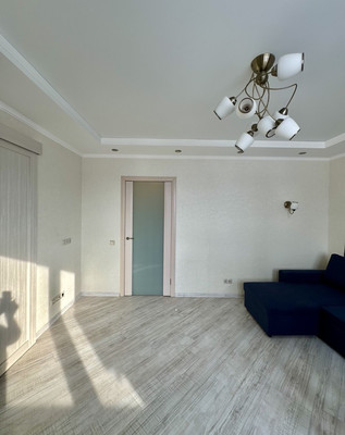 Продам однокомнатную (1-комн.) квартиру, Южная ул, 11, Дрожжино рп