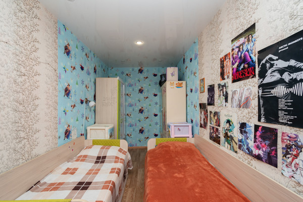 Продам двухкомнатную (2-комн.) квартиру, Российская ул, 1, Иркутск г