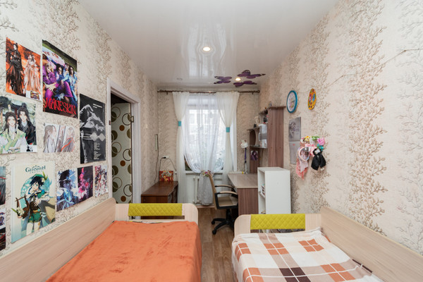 Продам двухкомнатную (2-комн.) квартиру, Российская ул, 1, Иркутск г