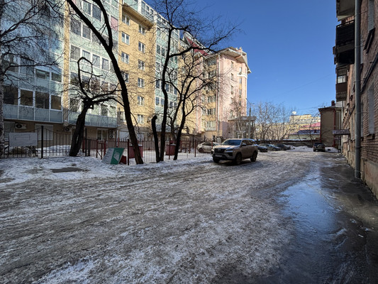 Продам двухкомнатную (2-комн.) квартиру, Российская ул, 1, Иркутск г