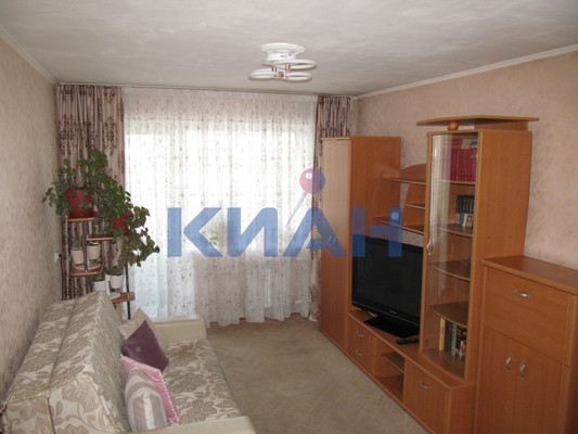 Продам однокомнатную (1-комн.) квартиру, Металлургов пр-кт, 45, Красноярск г