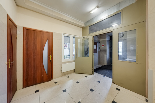 Продам двухкомнатную (2-комн.) квартиру, Новокуркинское ш, 51, Москва г