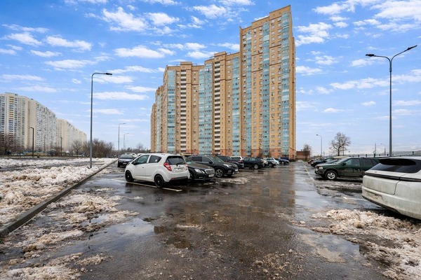 Продам двухкомнатную (2-комн.) квартиру, Новокуркинское ш, 51, Москва г