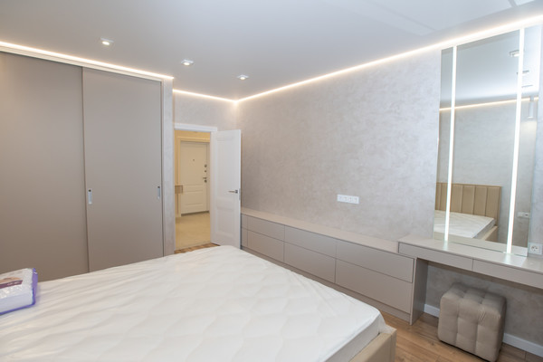 Продам двухкомнатную (2-комн.) квартиру, Парковая ул, 46, Долгопрудный г