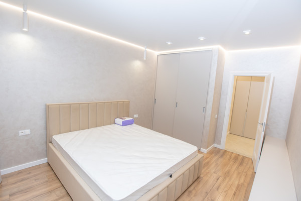 Продам двухкомнатную (2-комн.) квартиру, Парковая ул, 46, Долгопрудный г