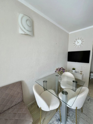 Продам однокомнатную (1-комн.) квартиру, Родниковая ул, 2к2, Анапа г