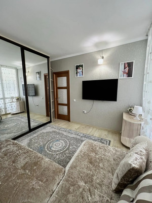 Продам однокомнатную (1-комн.) квартиру, Родниковая ул, 2к2, Анапа г